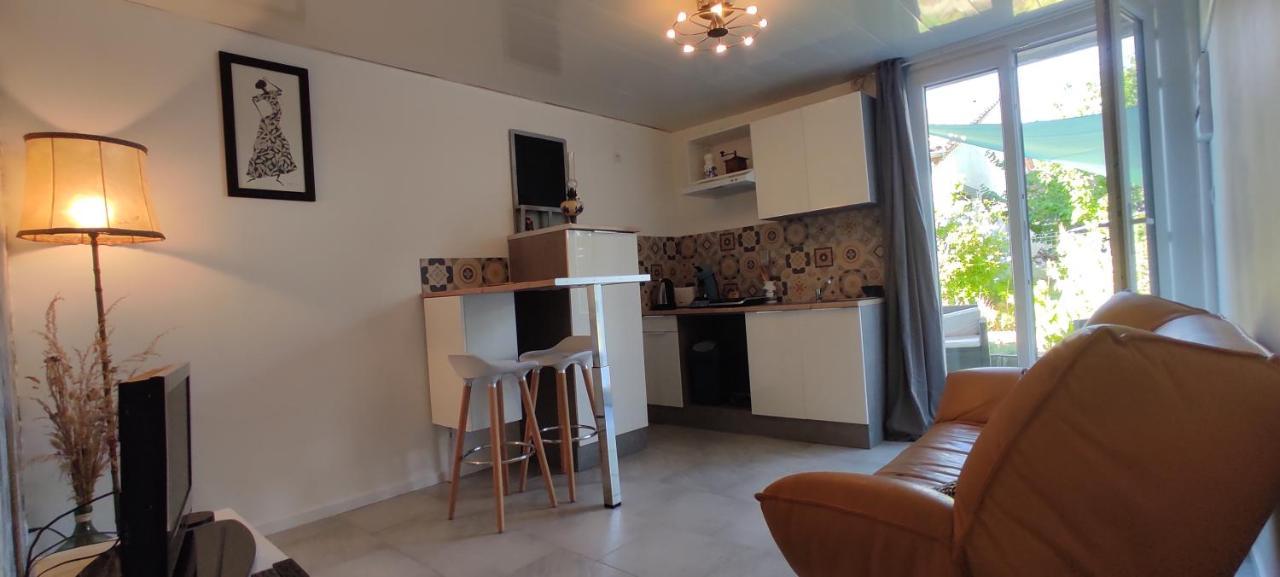 Bel Appartement Cosy Independant, Jolie Terrasse モンペリエ エクステリア 写真